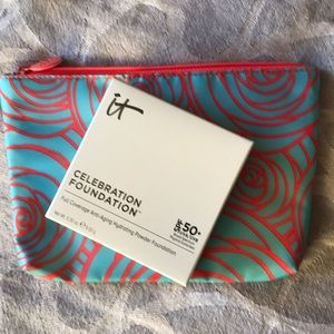 IT Cosmetics Celebration Foundation